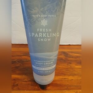 Bath & Body Works Fresh Sparkling Snow Body Cream